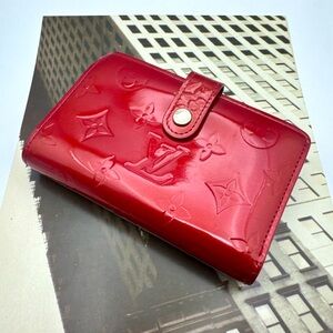 Louis Vuitton Cherry Red Vernis Patent Leather Monogram Bifold Kiss Lock Wallet